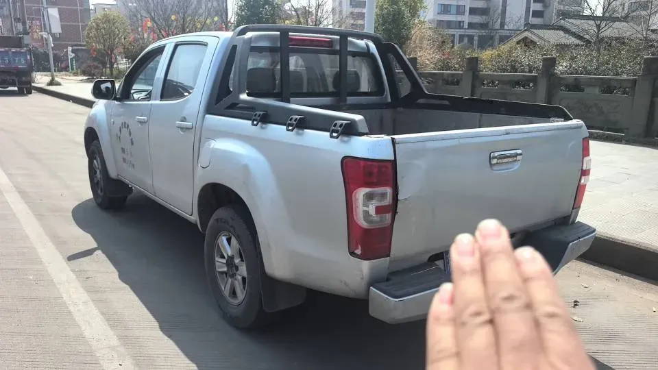 2020 Isuzu RE-MAX Jim 2.8T 120HP L4 5MT,autocango,china used car exporter,china ev exporter,chinese used car exporter,chinese used ev exporter