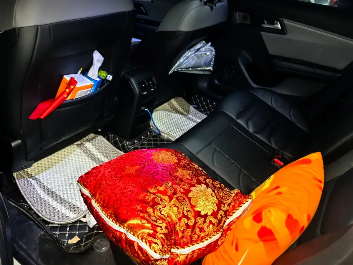 2022 Citroen C5 X 1.6T 175HP L4 8AT,autocango,china used car exporter,china ev exporter,chinese used car exporter,chinese used ev exporter