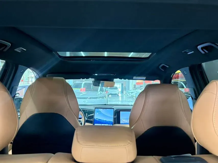 2023 Geely Galaxy L7 1.5T 163HP L4 3DHT PHEV 18.7KWH,autocango,china used car exporter,china ev exporter,chinese used car exporter,chinese used ev exporter