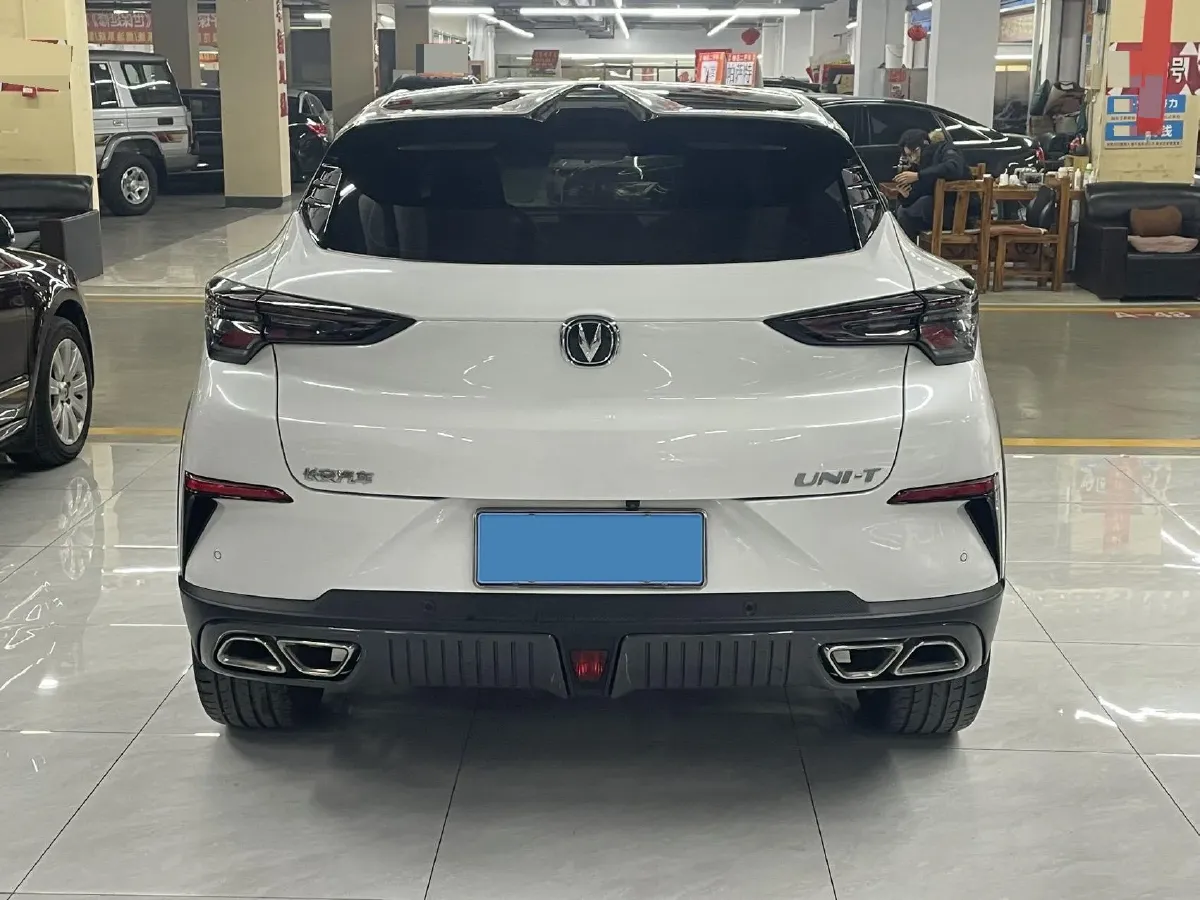 2022 ChangAn UNI-T 1.5T 188HP L4 7DCT,autocango,china used car exporter,china ev exporter,chinese used car exporter,chinese used ev exporter