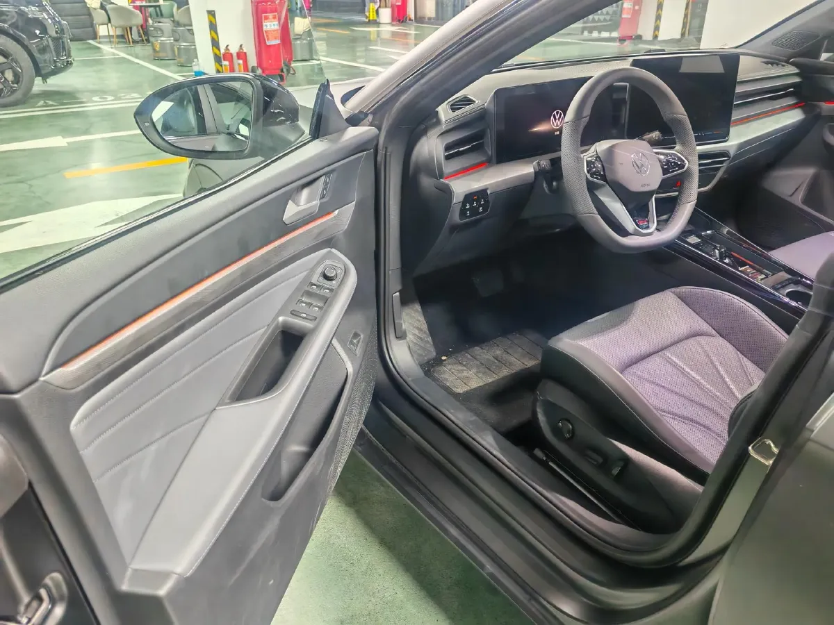 2026 Volkswagen Lamando 2.0T 220HP L4 7DCT,autocango,china used car exporter,china ev exporter,chinese used car exporter,chinese used ev exporter