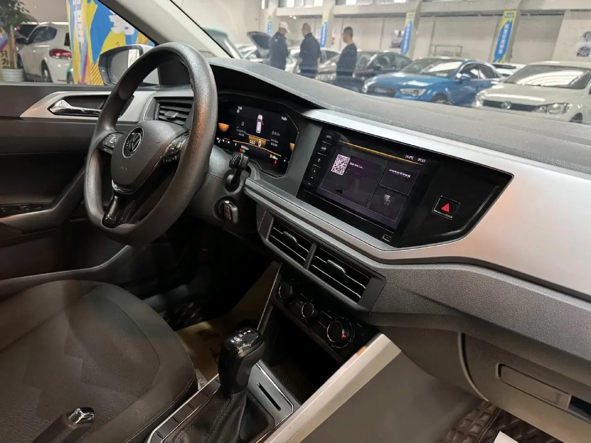 2023 Volkswagen Polo 1.5L 113HP L4 6AT,autocango,china used car exporter,china ev exporter,chinese used car exporter,chinese used ev exporter