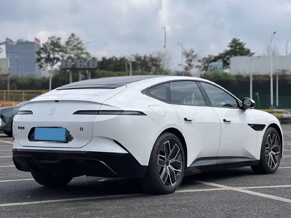 2025 Avatr 12 1.5T 156HP L4 REEV 39.05KWH,autocango,china used car exporter,china ev exporter,chinese used car exporter,chinese used ev exporter