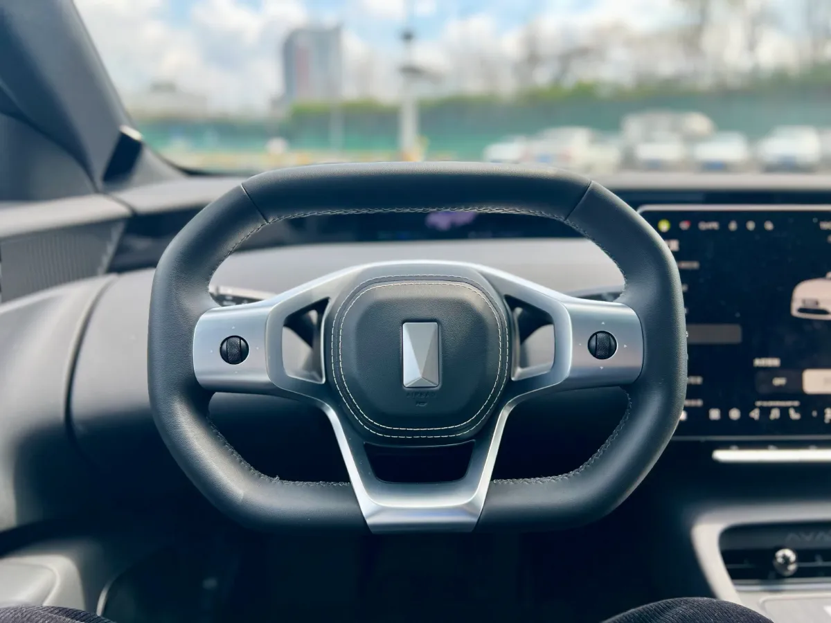 2025 Avatr 12 1.5T 156HP L4 REEV 39.05KWH,autocango,china used car exporter,china ev exporter,chinese used car exporter,chinese used ev exporter