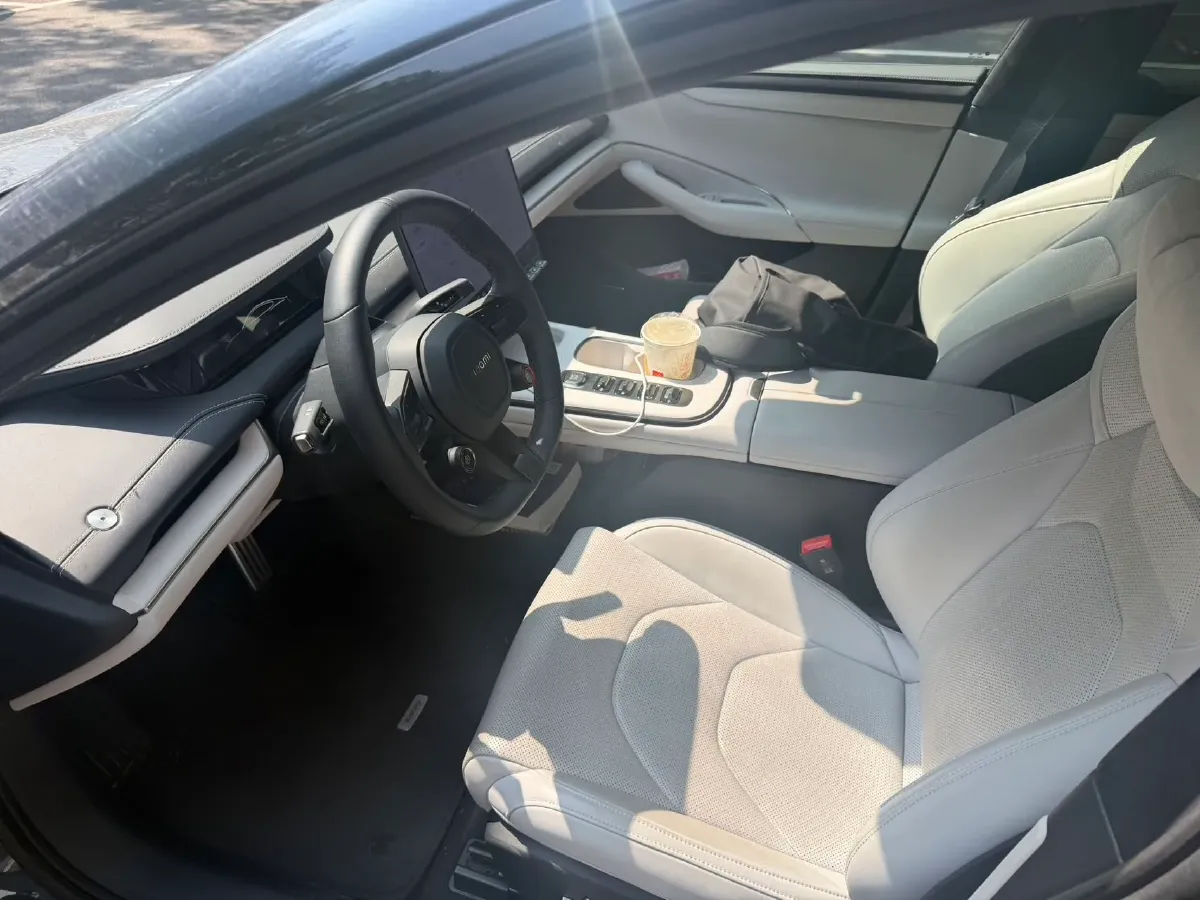 2024 MI SU7 BEV 101KWH,autocango,china used car exporter,china ev exporter,chinese used car exporter,chinese used ev exporter