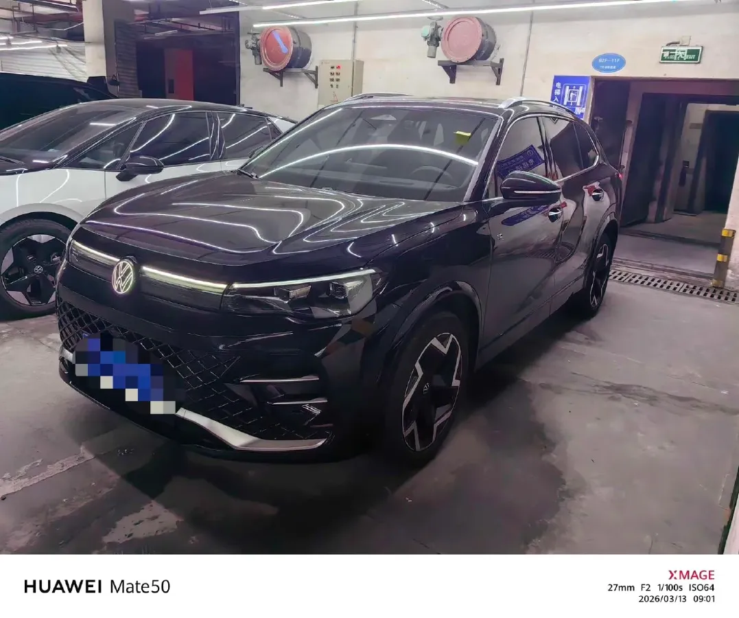 2024 Volkswagen Tiguan L 2.0T 186HP L4 7DCT,autocango,china used car exporter,china ev exporter,chinese used car exporter,chinese used ev exporter