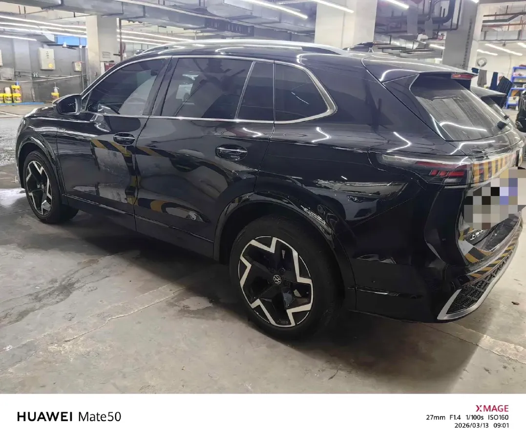 2024 Volkswagen Tiguan L 2.0T 186HP L4 7DCT,autocango,china used car exporter,china ev exporter,chinese used car exporter,chinese used ev exporter