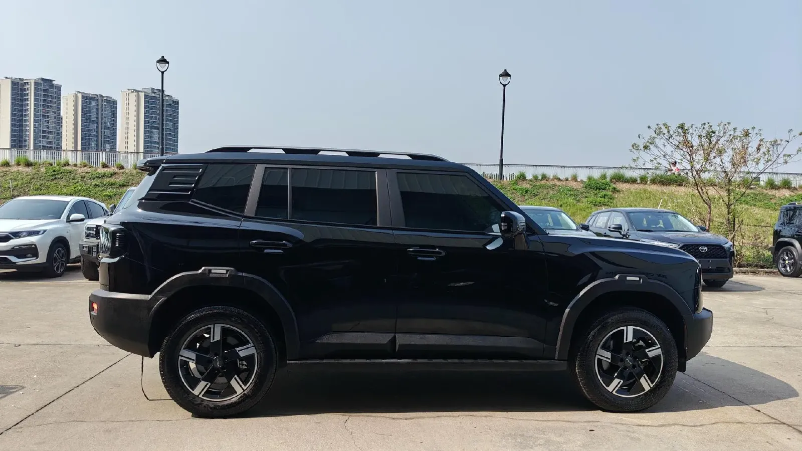 2026 Jetour Freeman 1.5T 184HP L4 7DCT,autocango,china used car exporter,china ev exporter,chinese used car exporter,chinese used ev exporter