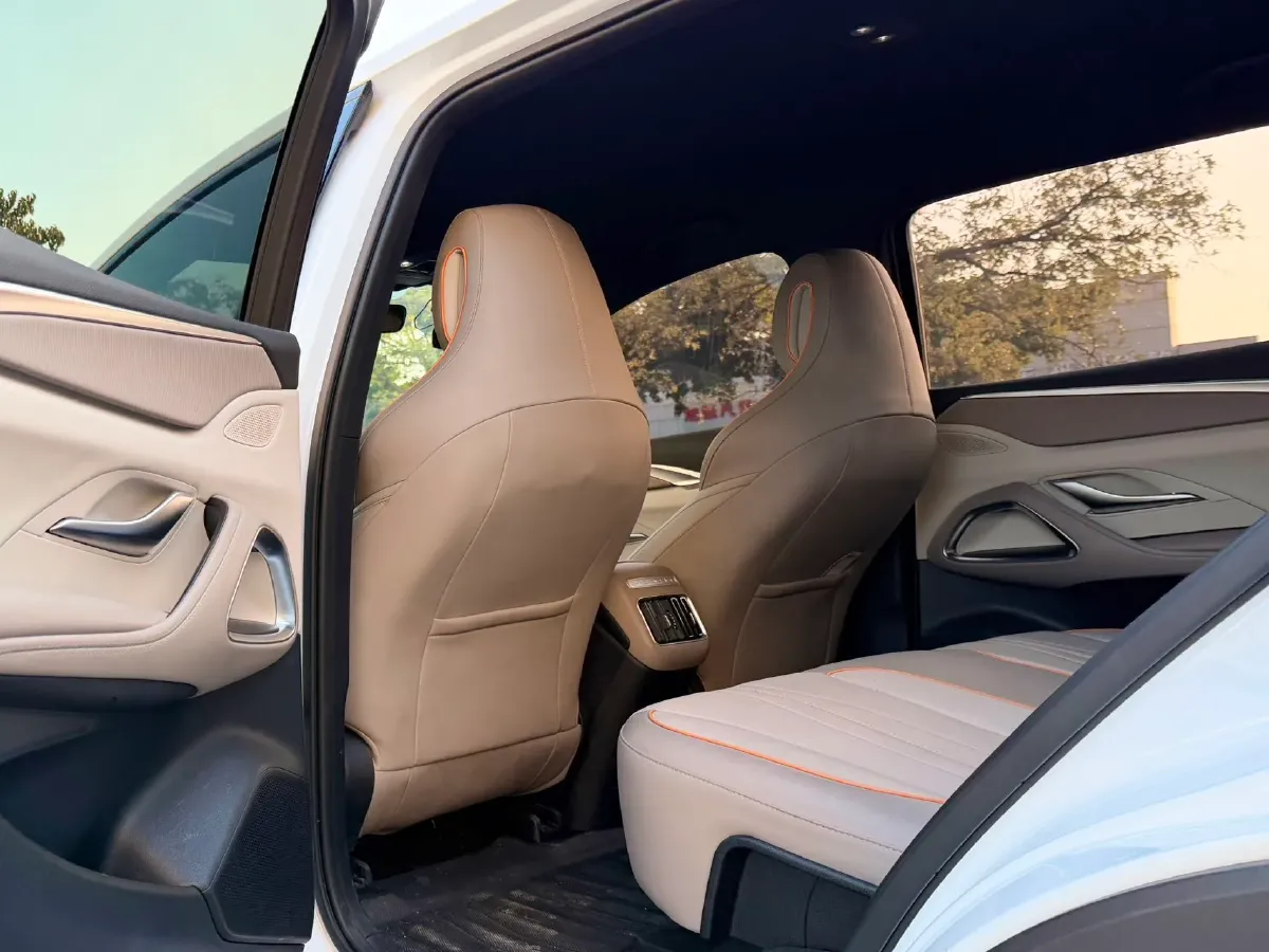 2024 BYD Song Pro 1.5L 110HP L4 E-CVT PHEV 12.9KWH,autocango,china used car exporter,china ev exporter,chinese used car exporter,chinese used ev exporter