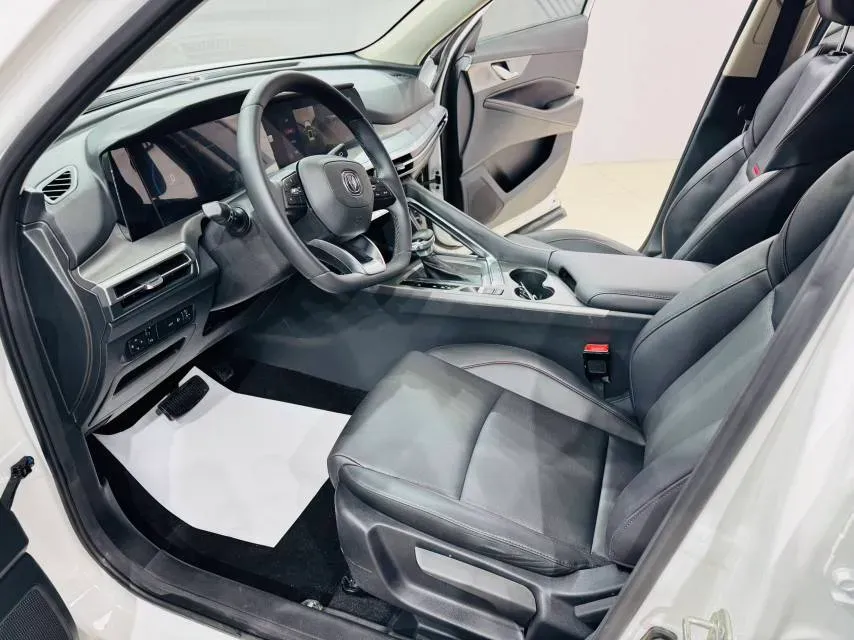 2022 ChangAn CS35 Plus 1.4T 160HP L4 7DCT,autocango,china used car exporter,china ev exporter,chinese used car exporter,chinese used ev exporter