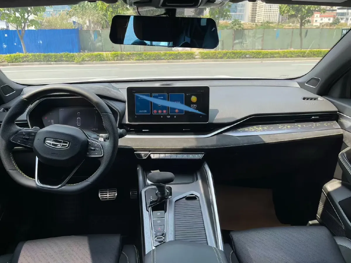 2021 Geely Preface 2.0T 190HP L4 7DCT,autocango,china used car exporter,china ev exporter,chinese used car exporter,chinese used ev exporter