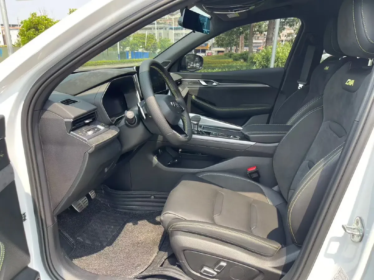 2021 Geely Preface 2.0T 190HP L4 7DCT,autocango,china used car exporter,china ev exporter,chinese used car exporter,chinese used ev exporter