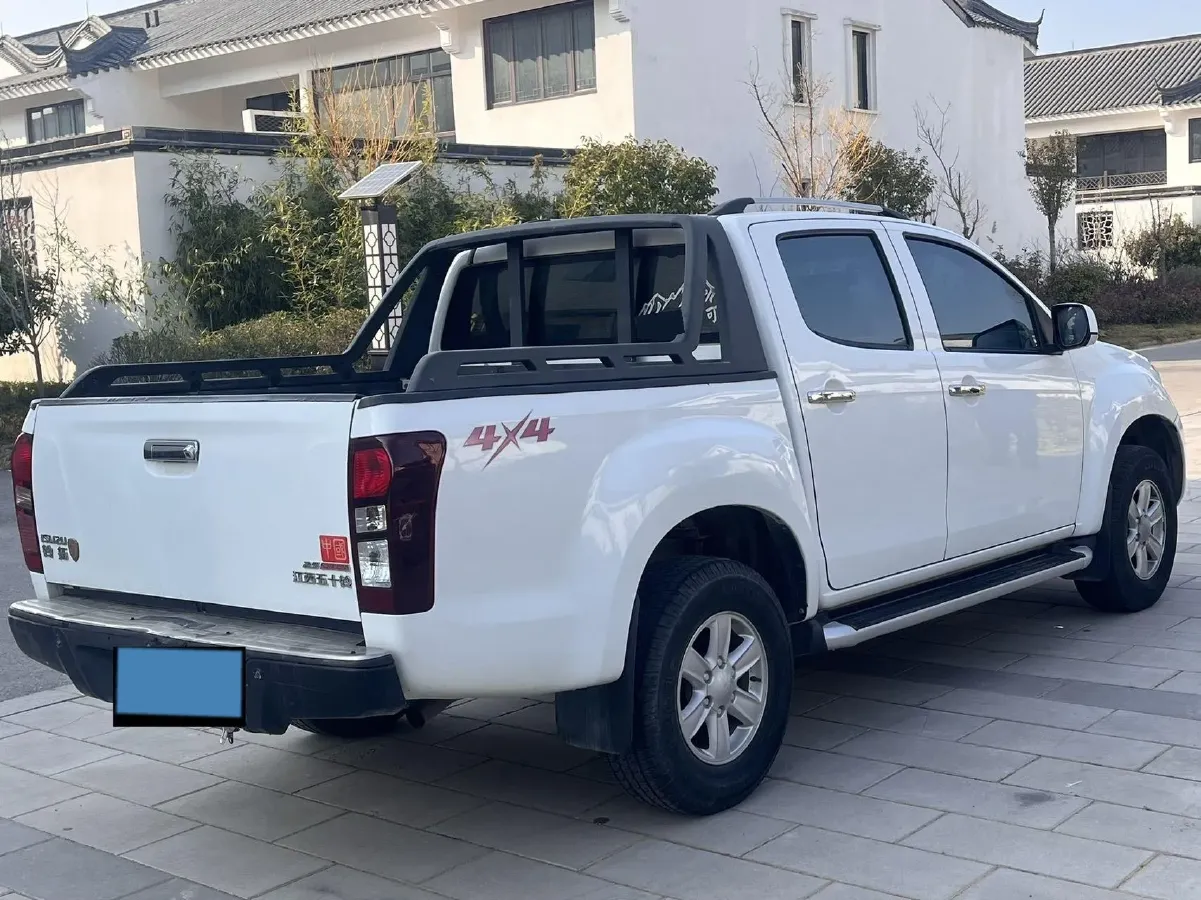2020 Isuzu LingTuo 2.5T 150HP L4 6MT,autocango,china used car exporter,china ev exporter,chinese used car exporter,chinese used ev exporter