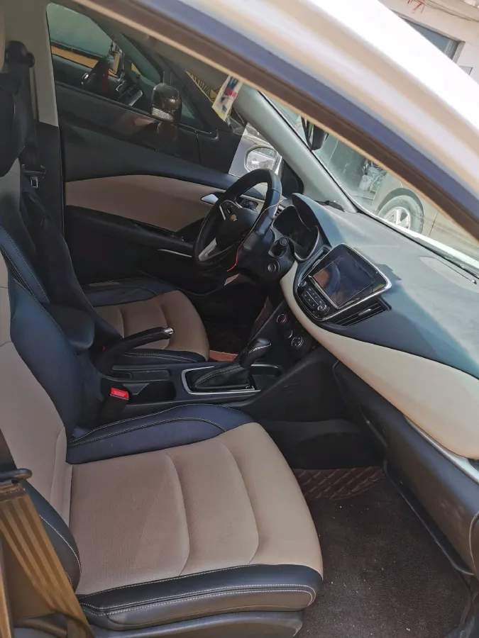 2022 Chevrolet Monza 1.5L 113HP L4 6AT,autocango,china used car exporter,china ev exporter,chinese used car exporter,chinese used ev exporter