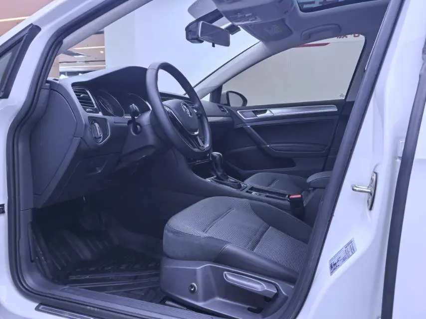 2020 Volkswagen Golf 1.4T 150HP L4 7DCT,autocango,china used car exporter,china ev exporter,chinese used car exporter,chinese used ev exporter