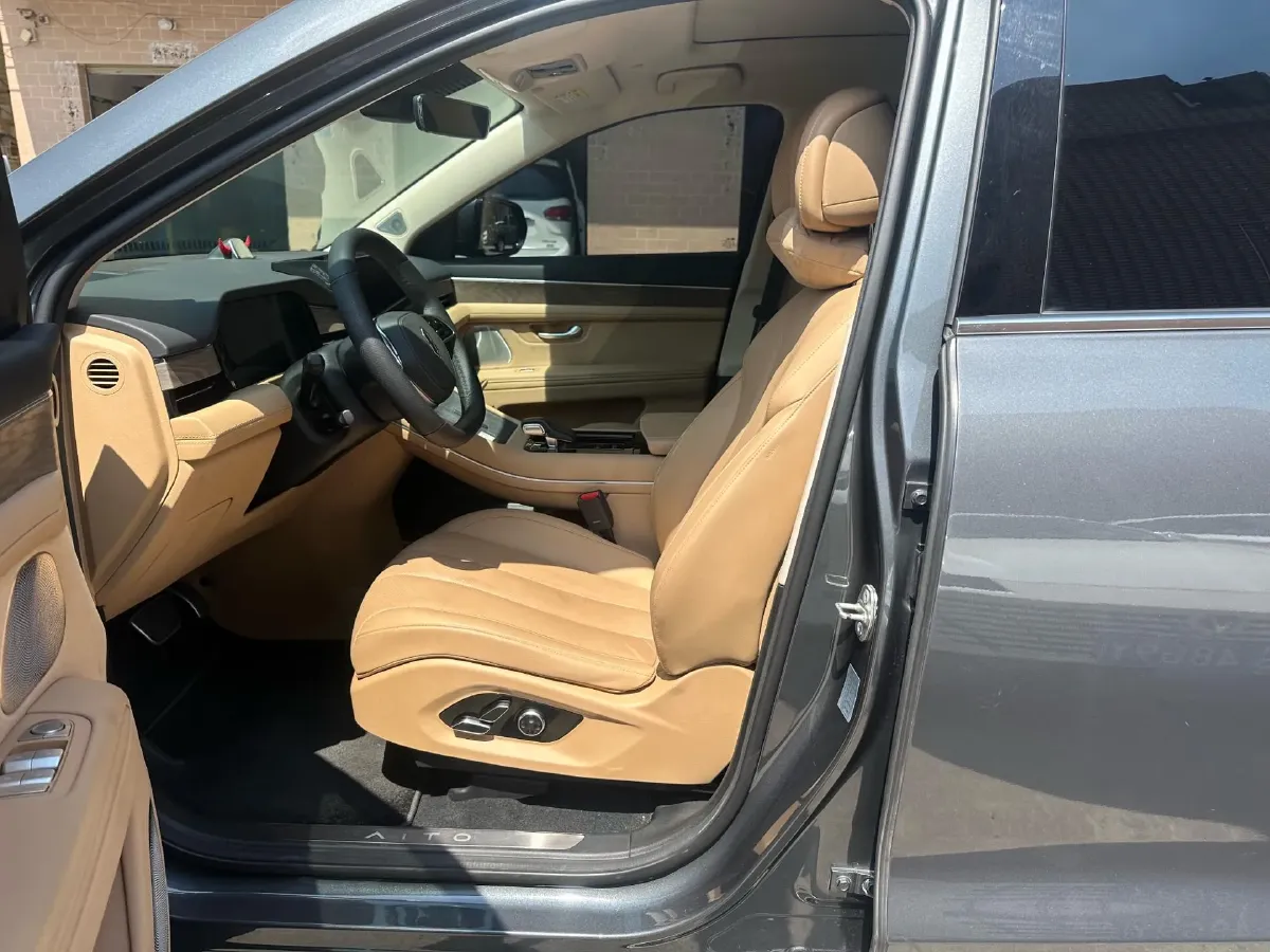 2022 Infiniti Q50L 2.0T 211HP L4 7AT,autocango,china used car exporter,china ev exporter,chinese used car exporter,chinese used ev exporter