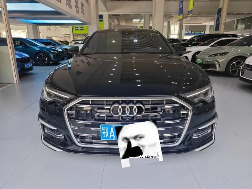 2021 Audi A6L 2.0T 224HP L4 7DCT,autocango,china used car exporter,china ev exporter,chinese used car exporter,chinese used ev exporter