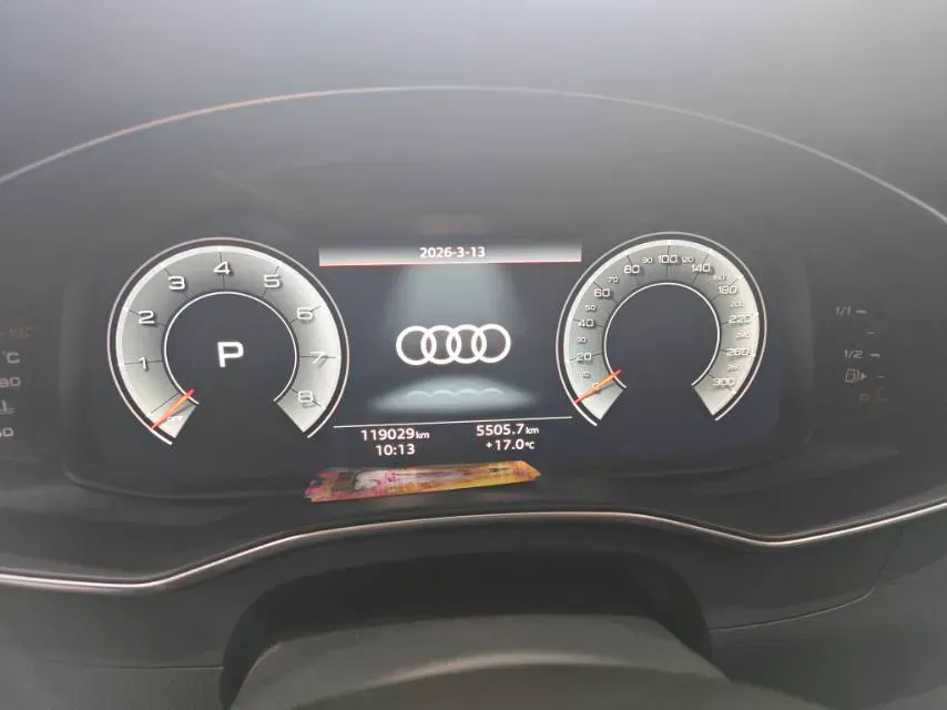 2021 Audi A6L 2.0T 224HP L4 7DCT,autocango,china used car exporter,china ev exporter,chinese used car exporter,chinese used ev exporter