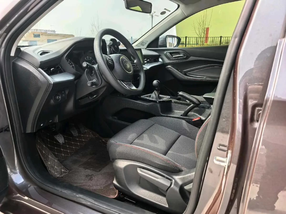 2023 MG 5 1.5L 129HP L4 5MT,autocango,china used car exporter,china ev exporter,chinese used car exporter,chinese used ev exporter