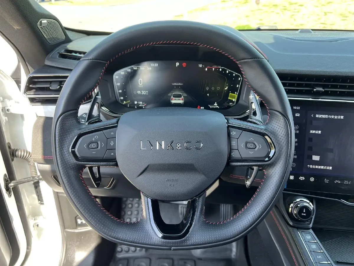 2022 LYNK&CO 05 2.0T 254HP L4 8AT,autocango,china used car exporter,china ev exporter,chinese used car exporter,chinese used ev exporter