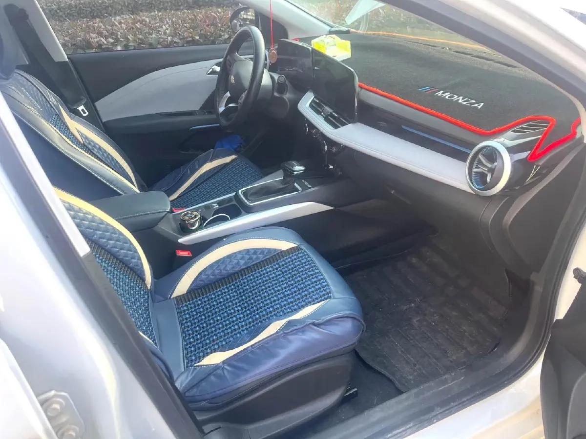 2024 Chevrolet Monza 1.5L 113HP L4 6DCT,autocango,china used car exporter,china ev exporter,chinese used car exporter,chinese used ev exporter