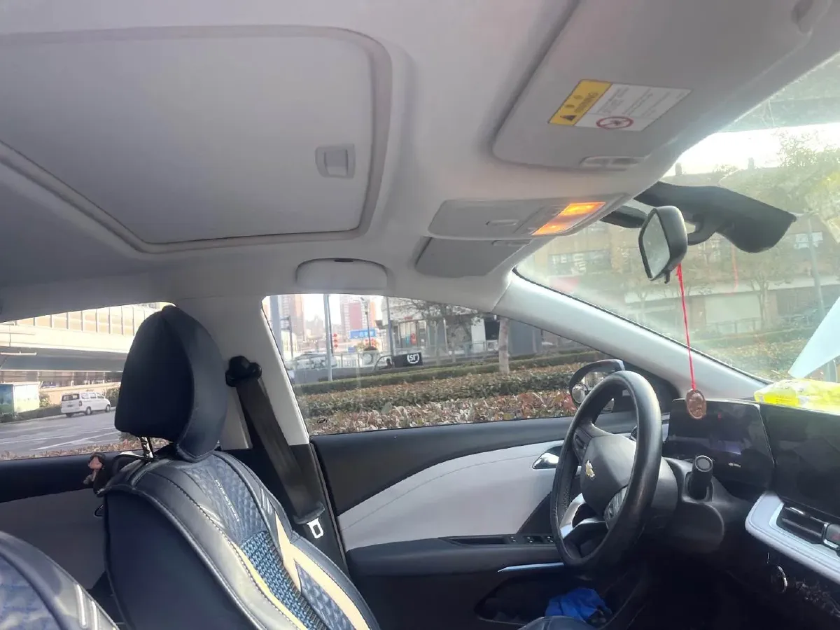 2024 Chevrolet Monza 1.5L 113HP L4 6DCT,autocango,china used car exporter,china ev exporter,chinese used car exporter,chinese used ev exporter