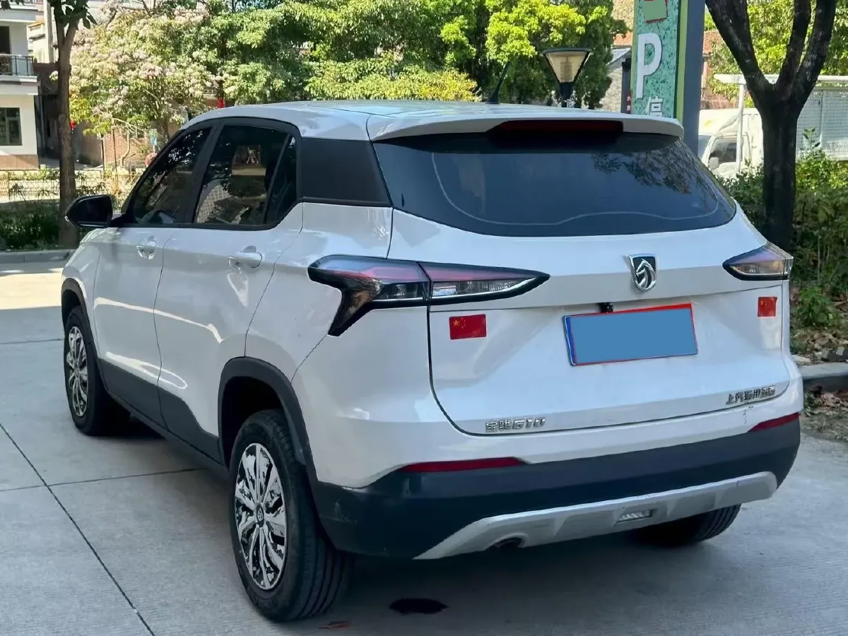 2019 BaoJun 510 1.5L 112HP L4 6MT,autocango,china used car exporter,china ev exporter,chinese used car exporter,chinese used ev exporter