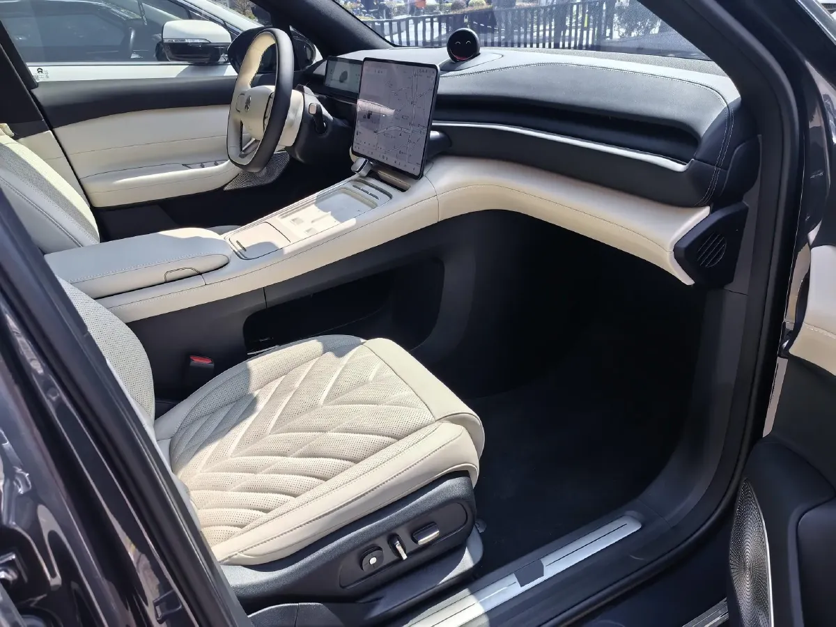 2025 NIO ES6 BEV,autocango,china used car exporter,china ev exporter,chinese used car exporter,chinese used ev exporter