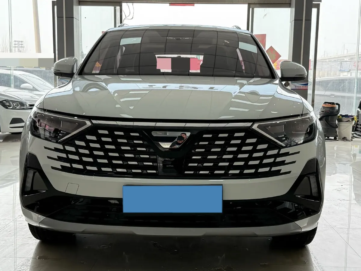 2024 Dongfeng RuiQi6 pro 2.3T 147HP L4 6MT,autocango,china used car exporter,china ev exporter,chinese used car exporter,chinese used ev exporter