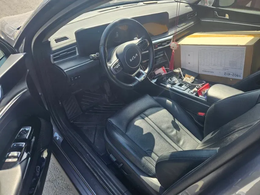 2021 Kia K5 2.0T 240HP L4 8AT,autocango,china used car exporter,china ev exporter,chinese used car exporter,chinese used ev exporter