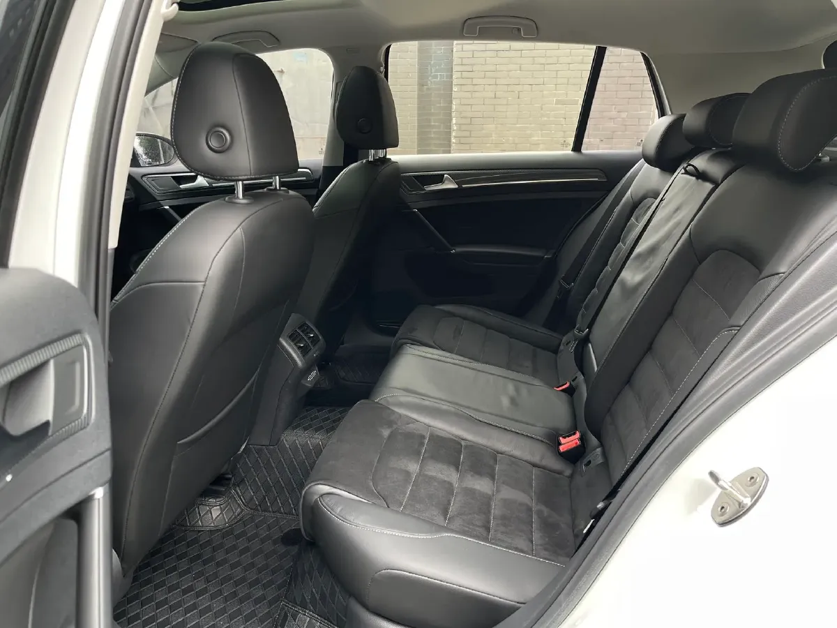 2020 Volkswagen Golf 1.4T 150HP L4 7DCT,autocango,china used car exporter,china ev exporter,chinese used car exporter,chinese used ev exporter