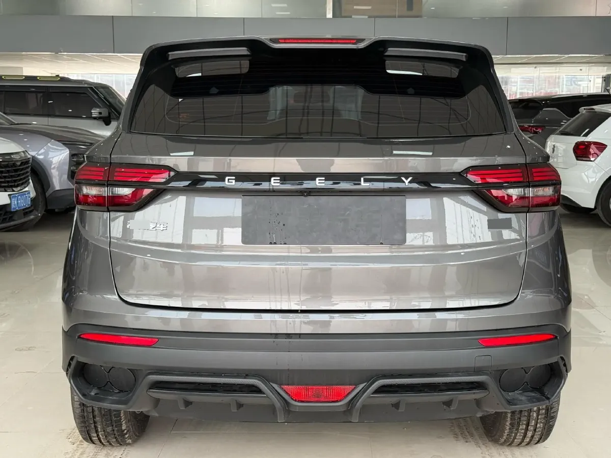 2025 Geely Coolray 1.5L 126HP L4 5MT,autocango,china used car exporter,china ev exporter,chinese used car exporter,chinese used ev exporter