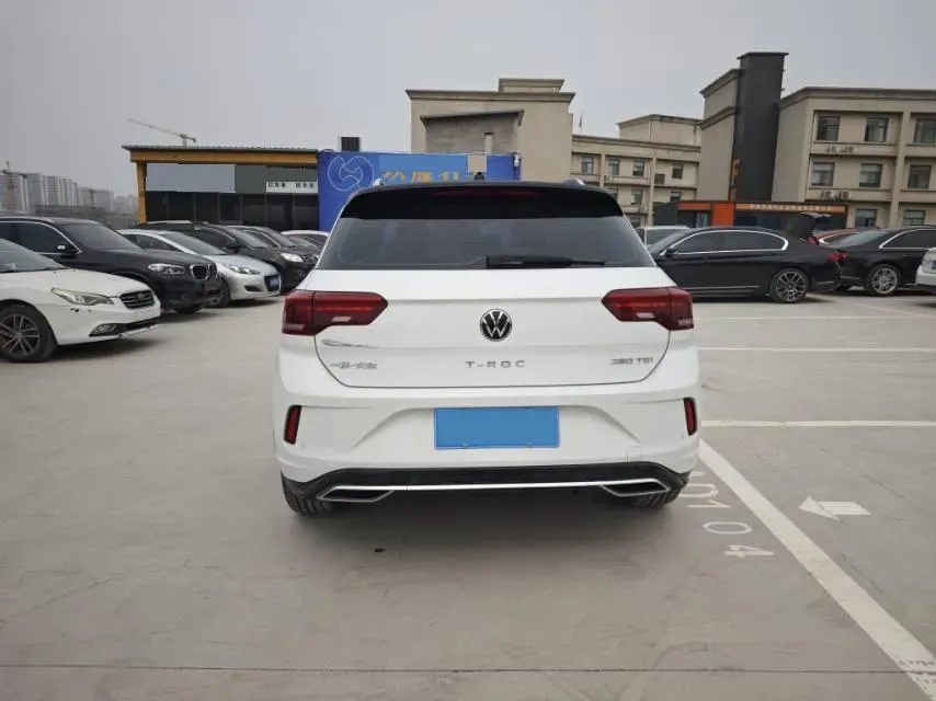 2022 Volkswagen T-Roc 1.4T 150HP L4 7DCT,autocango,china used car exporter,china ev exporter,chinese used car exporter,chinese used ev exporter