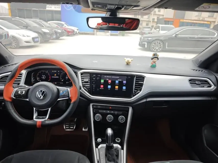 2022 Volkswagen T-Roc 1.4T 150HP L4 7DCT,autocango,china used car exporter,china ev exporter,chinese used car exporter,chinese used ev exporter