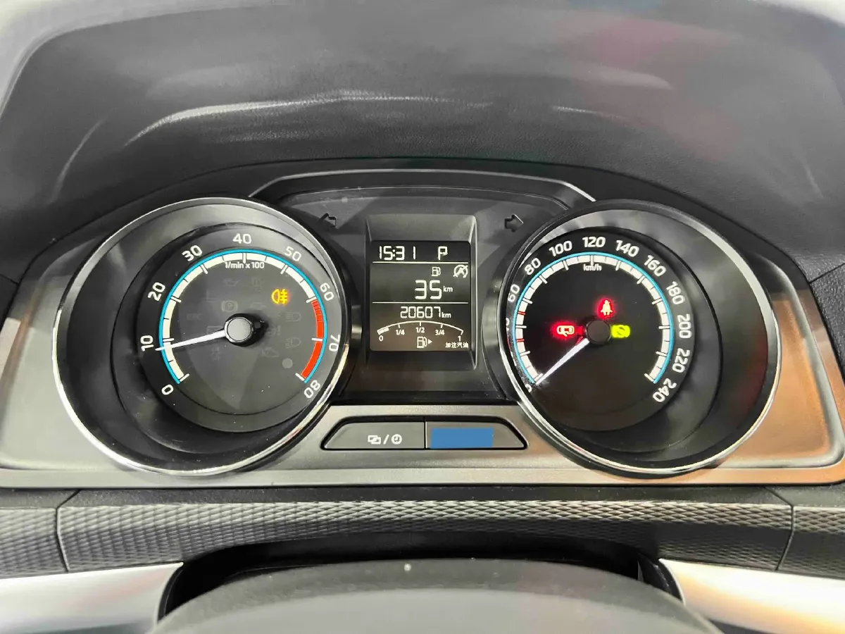 2023 Skoda Kamiq 1.5L 112HP L4 6AT,autocango,china used car exporter,china ev exporter,chinese used car exporter,chinese used ev exporter