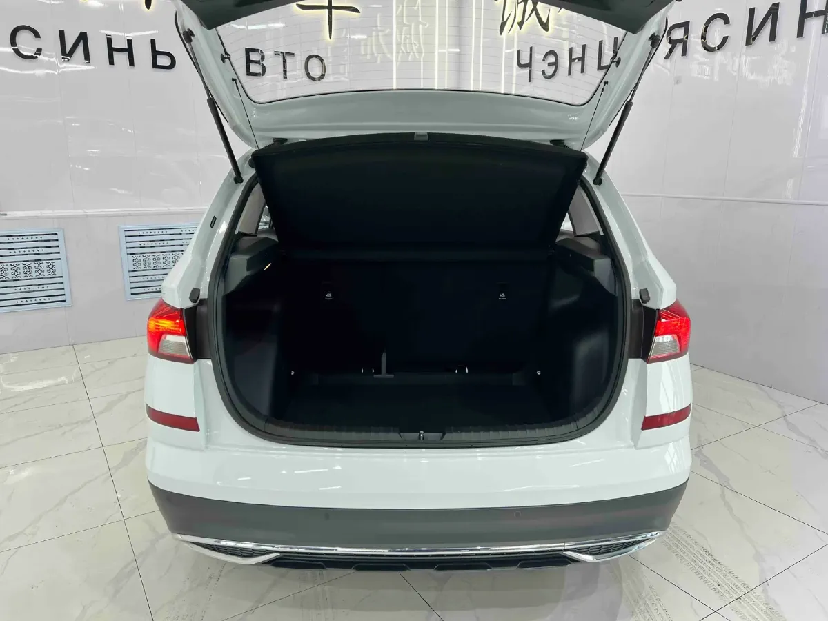 2023 Skoda Kamiq 1.5L 112HP L4 6AT,autocango,china used car exporter,china ev exporter,chinese used car exporter,chinese used ev exporter