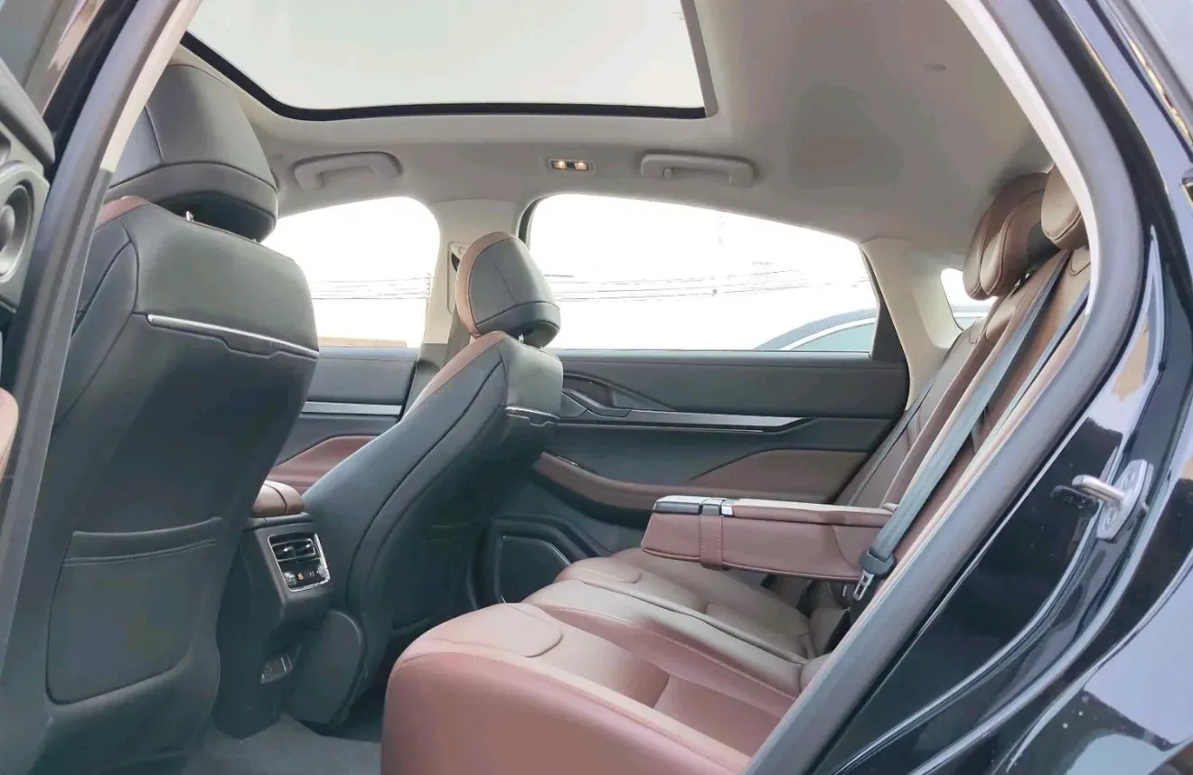 2025 Lincoln Z 2.0T 261HP L4 8AT,autocango,china used car exporter,china ev exporter,chinese used car exporter,chinese used ev exporter