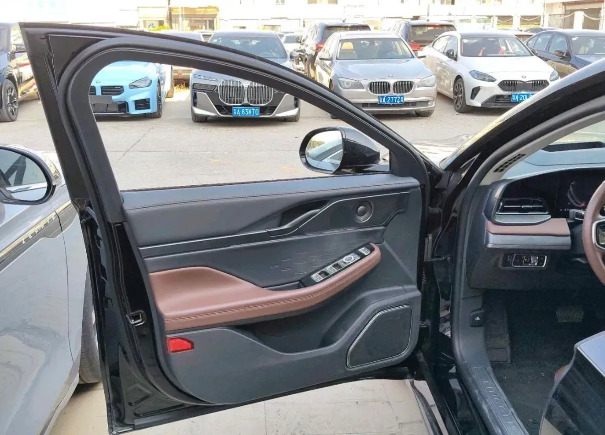 2025 Lincoln Z 2.0T 261HP L4 8AT,autocango,china used car exporter,china ev exporter,chinese used car exporter,chinese used ev exporter