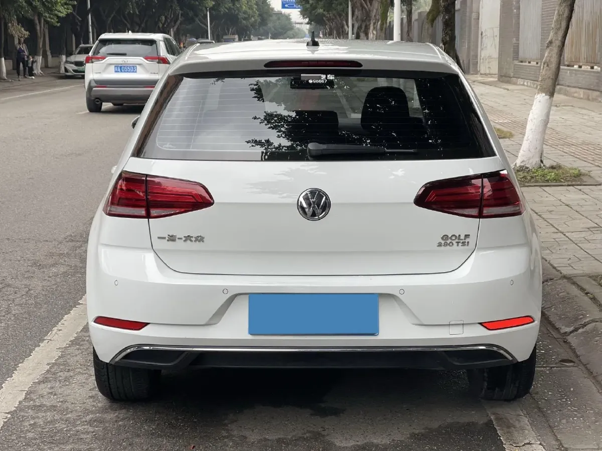 2019 Brilliance Auto V7 1.8T 231HP L4 7DCT,autocango,china used car exporter,china ev exporter,chinese used car exporter,chinese used ev exporter