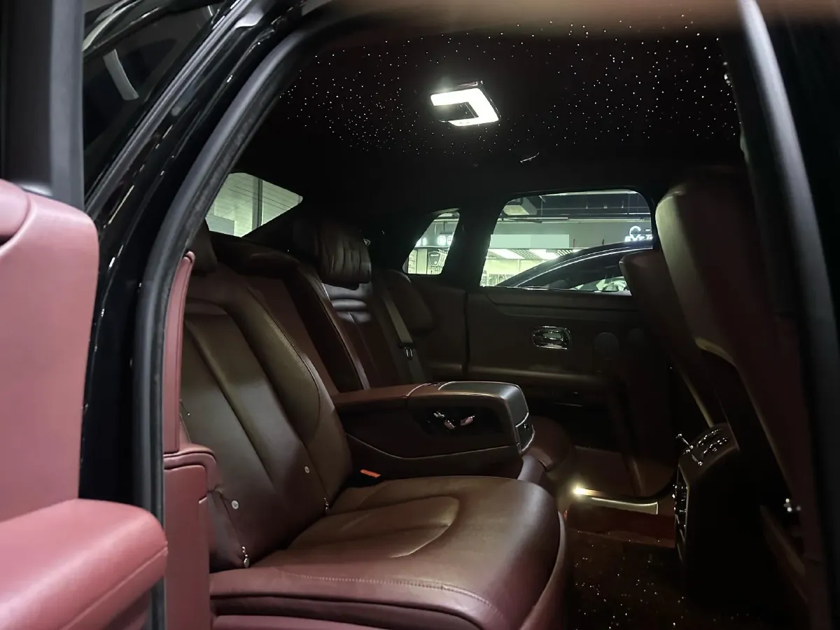 2021 Rolls-Royce Ghost 6.7T 571HP V12 8AT,autocango,china used car exporter,china ev exporter,chinese used car exporter,chinese used ev exporter