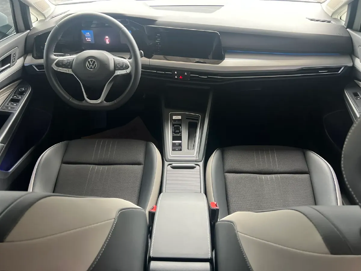 2023 Volkswagen Golf 1.4T 150HP L4 7DCT,autocango,china used car exporter,china ev exporter,chinese used car exporter,chinese used ev exporter