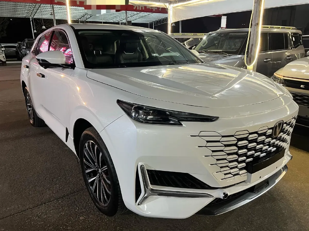 2023 ChangAn UNI-K 2.0T 233HP L4 8AT,autocango,china used car exporter,china ev exporter,chinese used car exporter,chinese used ev exporter