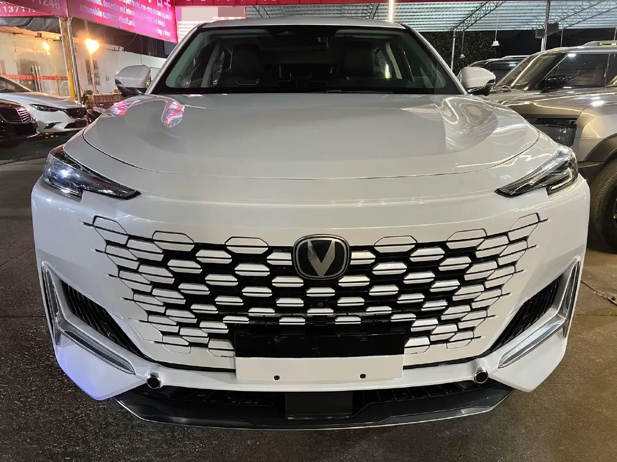 2023 ChangAn UNI-K 2.0T 233HP L4 8AT,autocango,china used car exporter,china ev exporter,chinese used car exporter,chinese used ev exporter