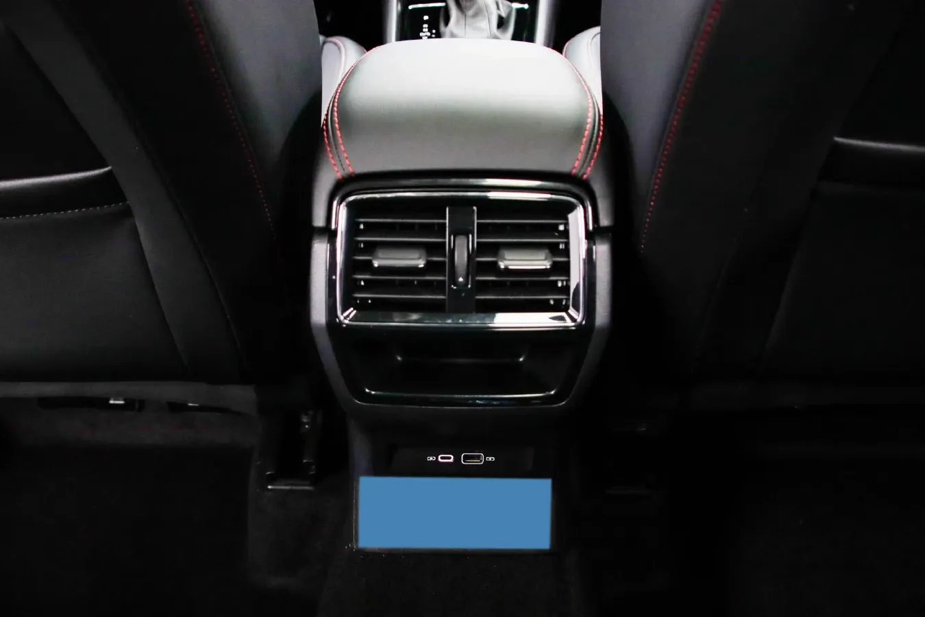 2022 Skoda Karoq 1.4T 150HP L4 7DCT,autocango,china used car exporter,china ev exporter,chinese used car exporter,chinese used ev exporter