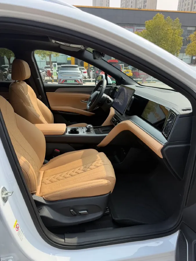 2025 BYD SongL DM-i 1.5L 101HP L4 E-CVT PHEV 26.6KWH,autocango,china used car exporter,china ev exporter,chinese used car exporter,chinese used ev exporter