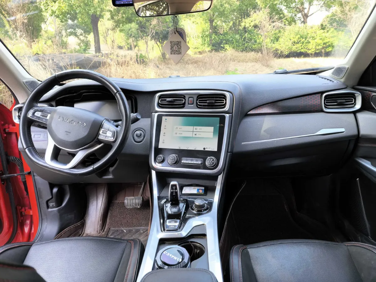 2019 LYNK&CO 01 2.0T 190HP L4 7DCT,autocango,china used car exporter,china ev exporter,chinese used car exporter,chinese used ev exporter