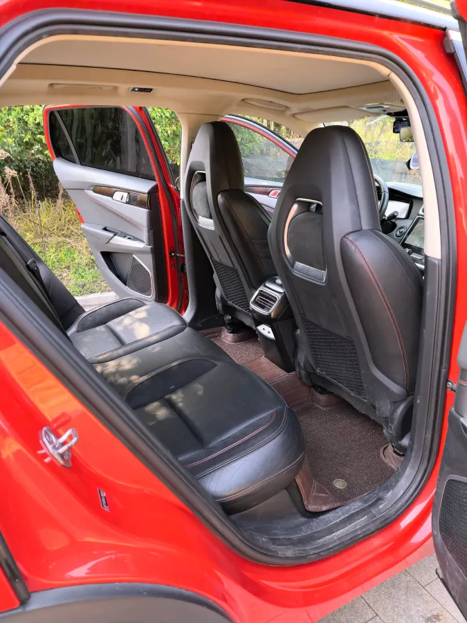 2019 LYNK&CO 01 2.0T 190HP L4 7DCT,autocango,china used car exporter,china ev exporter,chinese used car exporter,chinese used ev exporter