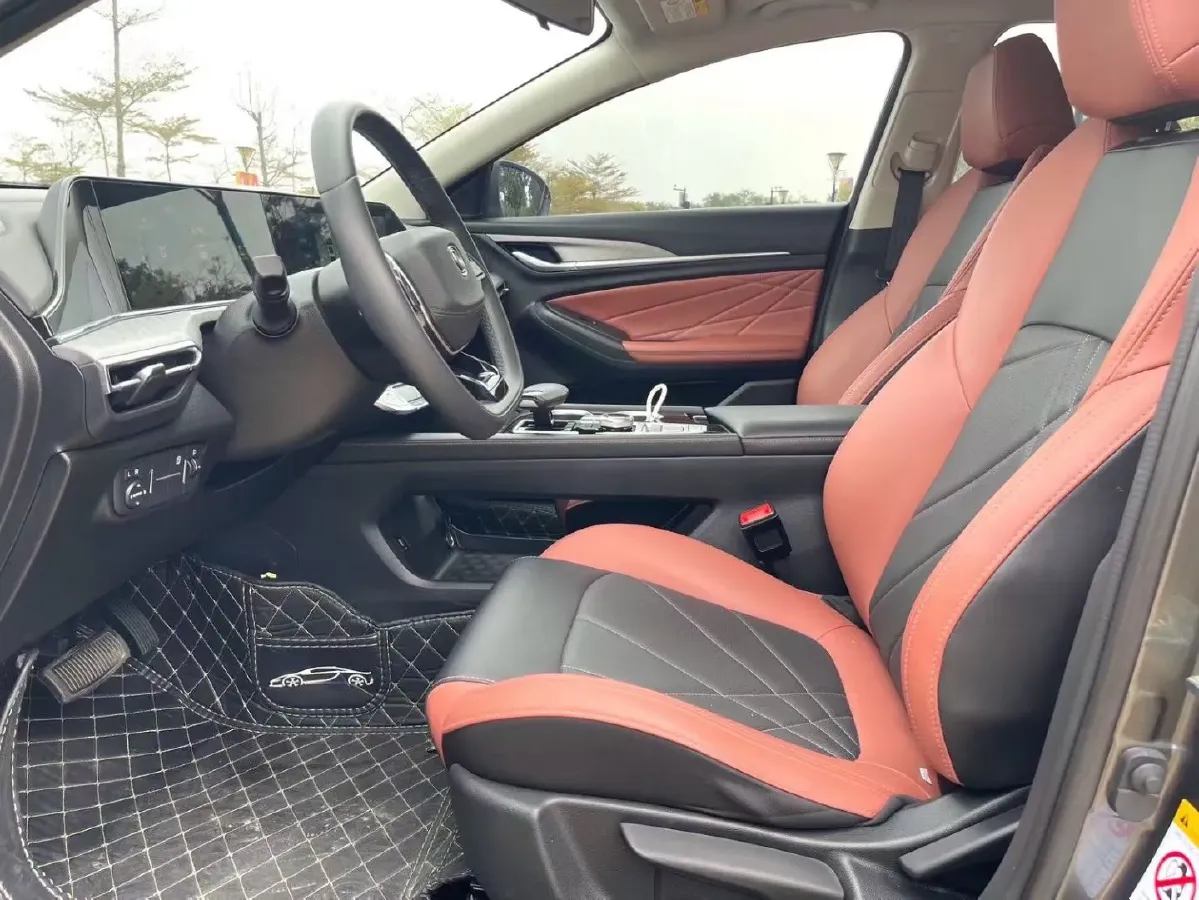 2022 ChangAn Eado 1.4T 160HP L4 7DCT,autocango,china used car exporter,china ev exporter,chinese used car exporter,chinese used ev exporter