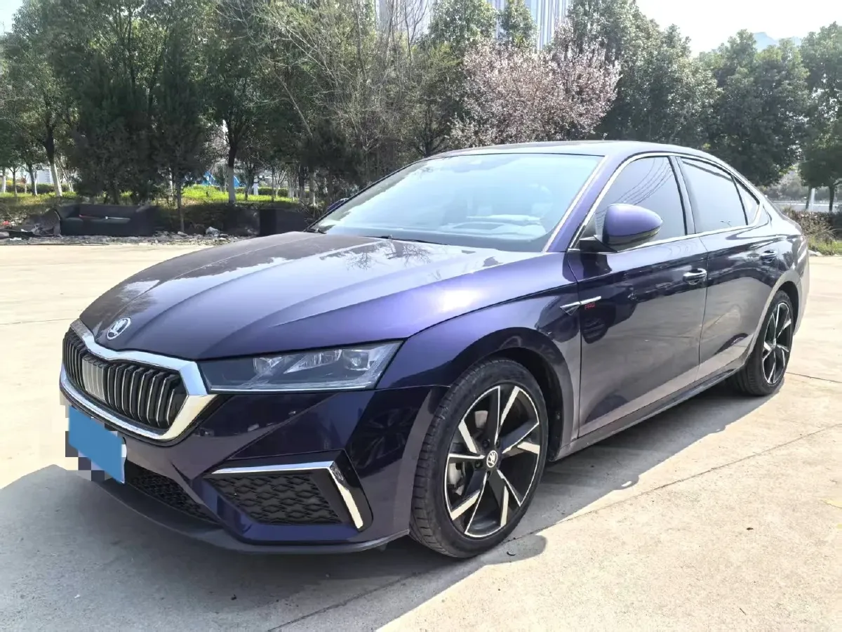 2022 Skoda Octavia 1.4T 150HP L4 7DCT,autocango,china used car exporter,china ev exporter,chinese used car exporter,chinese used ev exporter