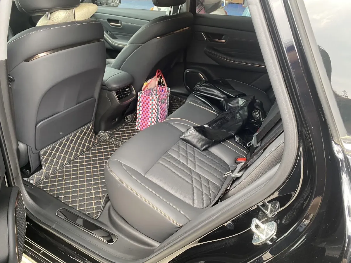 2025 BaoJun XiangJing BEV,autocango,china used car exporter,china ev exporter,chinese used car exporter,chinese used ev exporter